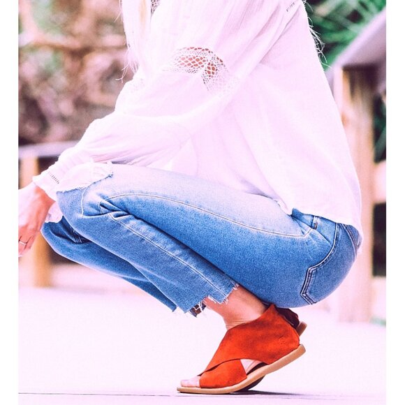 Born Iwa Red Aragosta Suede Leather Distressed Crossover Burnt Orange Sandals 6 - Picture 5 of 14